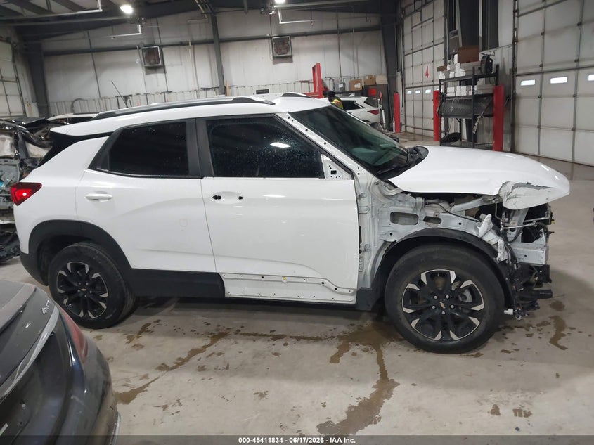 VIN KL79MPS22PB049182 2023 CHEVROLET TRAILBLAZER FWD LT