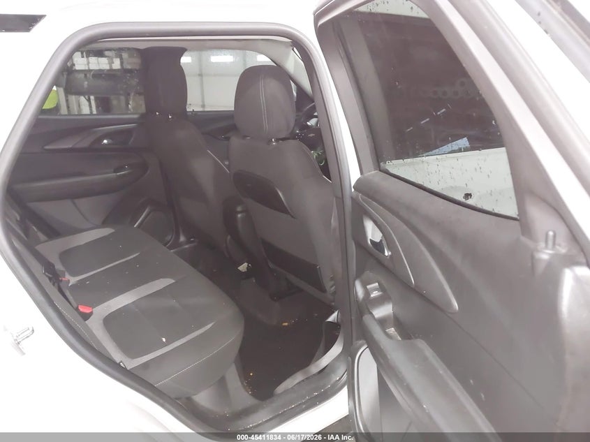 VIN KL79MPS22PB049182 2023 CHEVROLET TRAILBLAZER FWD LT