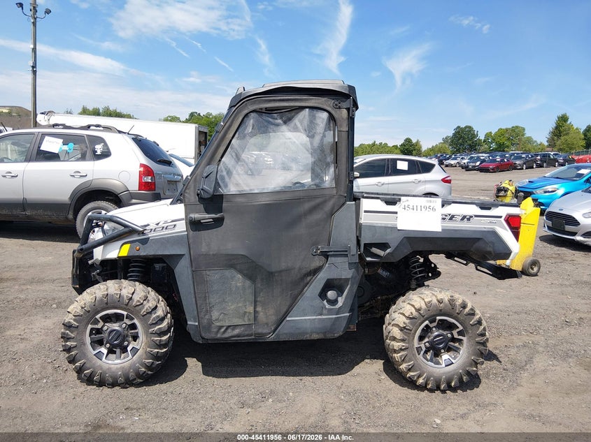 2019 Polaris Ranger Xp 1000 Eps VIN: 4XARRE999K8556167 Lot: 45411956