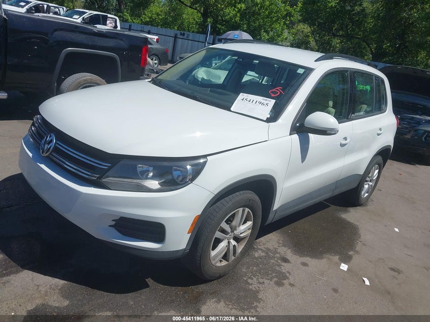 WVGBV7AX4HK034324 2017 Volkswagen Tiguan 2.0t/2.0t S photo 1