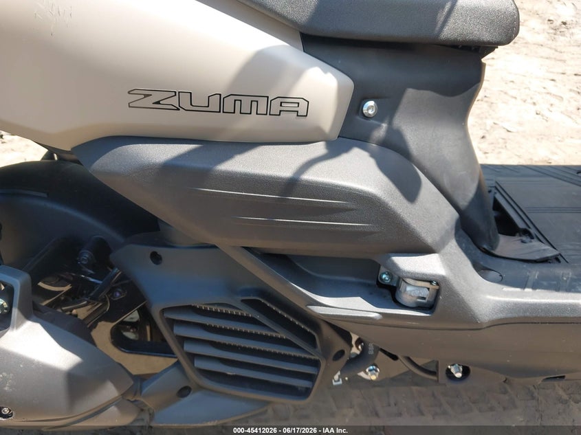 2025 YAMAHA YW125 auction photo 8