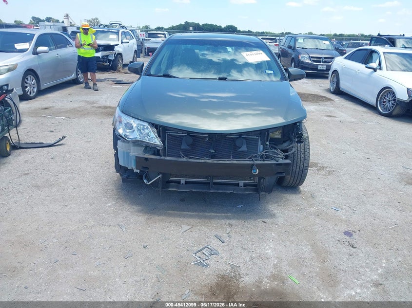 2012 TOYOTA CAMRY auction photo 6