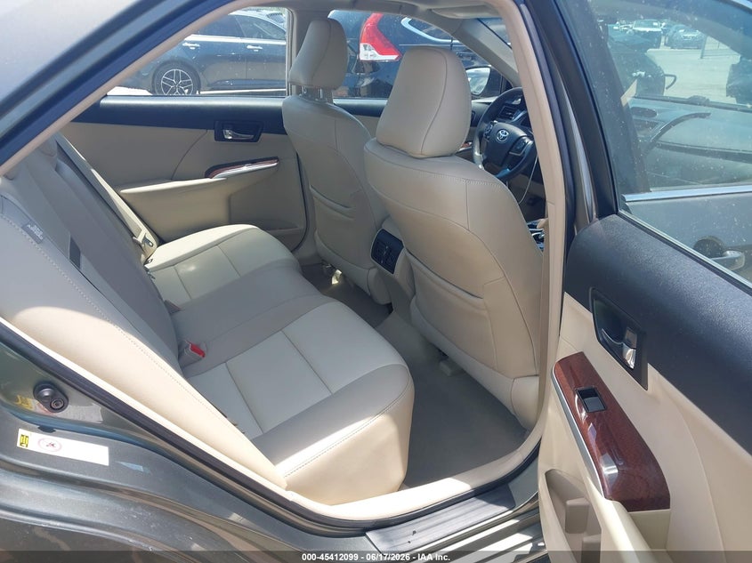 2012 TOYOTA CAMRY auction photo 8