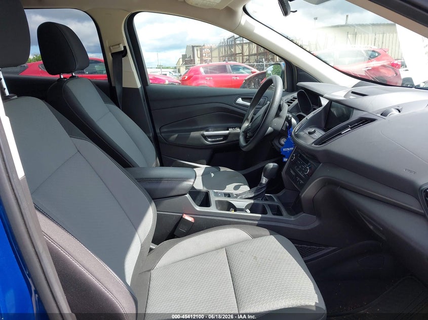 2017 FORD ESCAPE auction photo 5