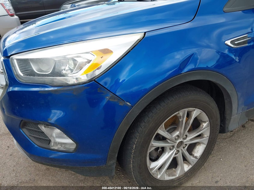 2017 FORD ESCAPE auction photo 6