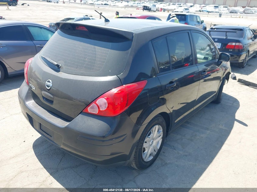 AtlanticExpress - Nissan Versa