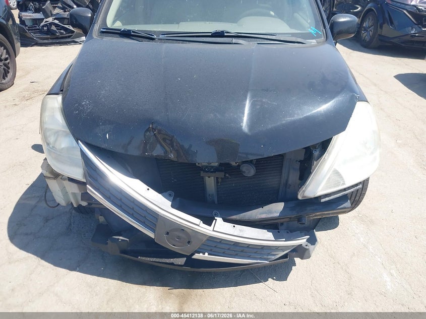 AtlanticExpress - Nissan Versa