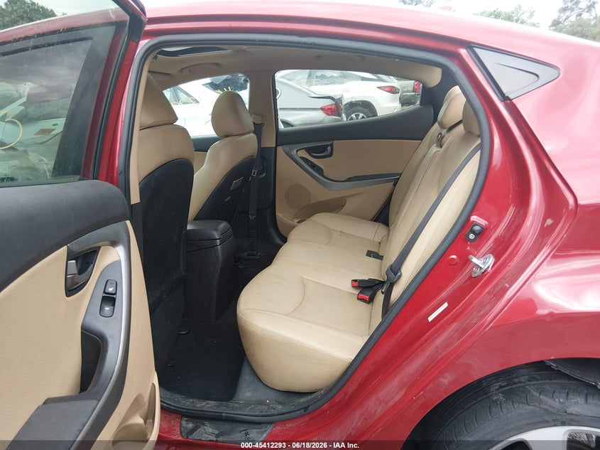 2013 HYUNDAI ELANTRA auction photo 8