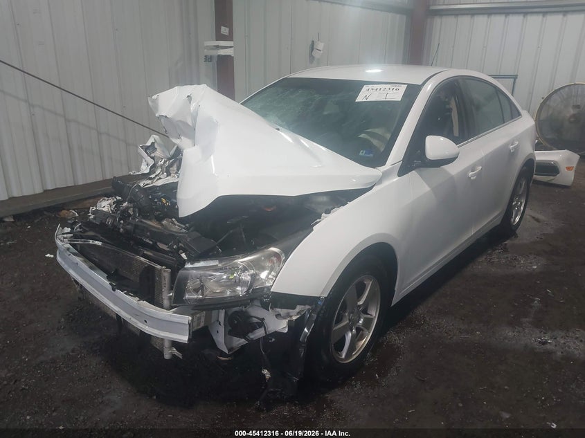 1G1PE5SBXG7228254 2016 Chevrolet Cruze Limited 1lt Auto photo 1