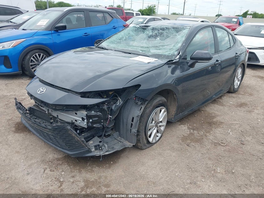 2025 Toyota Camry Le 4T1DAACK0SU564983 photo 1