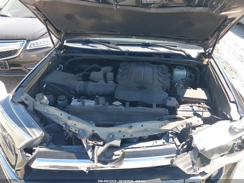 2018 Toyota 4Runner Limited VIN: JTEBU5JR4J5582241 Lot: 45412419