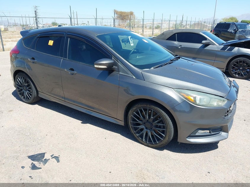 Vin: 1fadp3l94fl211188, lot: 45910491, ford focus st 2015 img_1