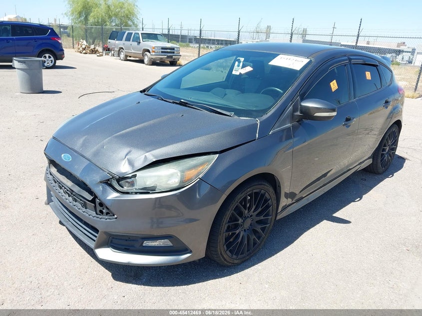 Vin: 1fadp3l94fl211188, lot: 45910491, ford focus st 20152