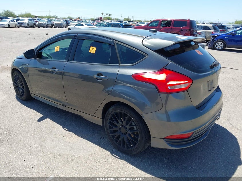 Vin: 1fadp3l94fl211188, lot: 45910491, ford focus st 20153
