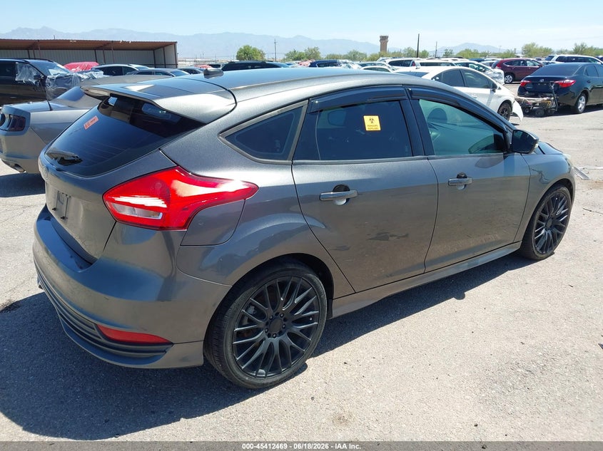 Vin: 1fadp3l94fl211188, lot: 45910491, ford focus st 20154