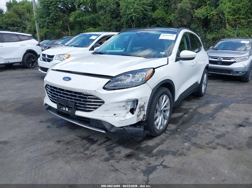 1FMCU9DZ5NUA93057 2022 Ford Escape Titanium Hybrid photo 1