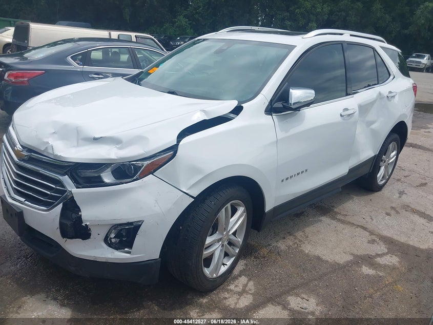 2020 CHEVROLET EQUINOX auction photo 2