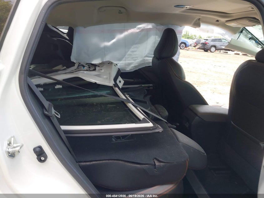 2025 SUBARU CROSSTREK auction photo 8