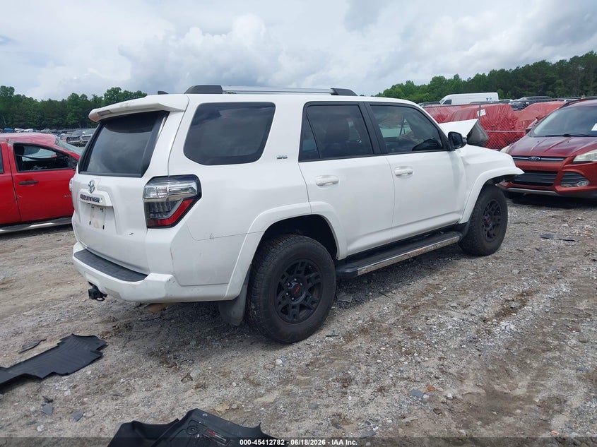 2019 TOYOTA 4RUNNER auction photo 4