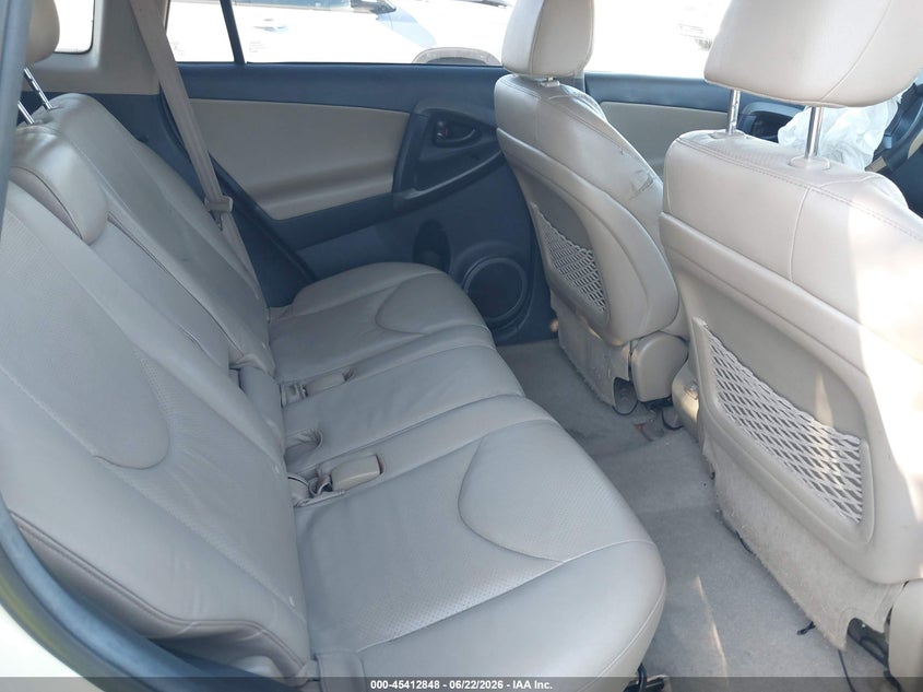 2011 TOYOTA RAV4 auction photo 8
