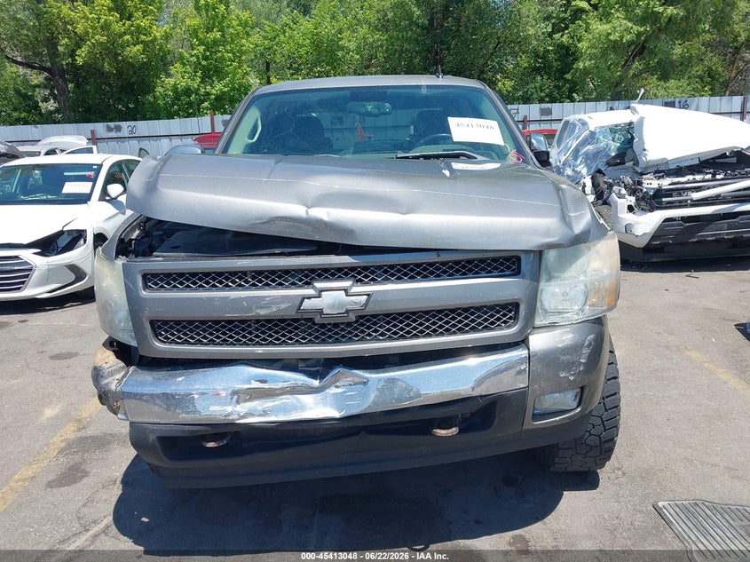 AtlanticExpress - Chevrolet Silverado 1500