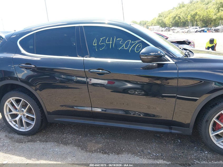 2018 Alfa Romeo Stelvio Ti Awd VIN: ZASFAKBN2J7C01247 Lot: 45413070