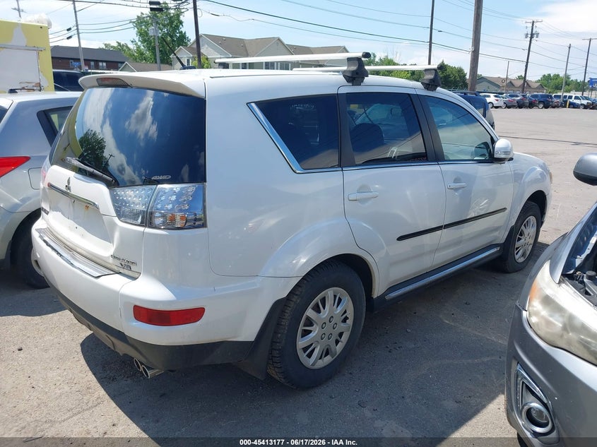 AtlanticExpress - Mitsubishi Outlander