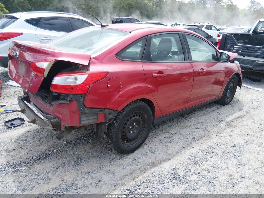 Vin: 1fahp3f26cl265314, lot: 45911227, ford focus se 20124