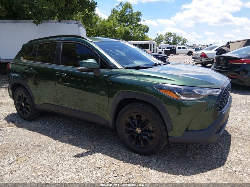 2022 TOYOTA COROLLA CROSS LE