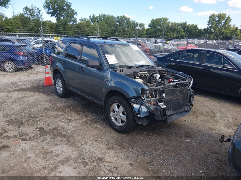 Vin: 1fmcu9d78akc22624, lot: 45911237, ford escape xlt 20101