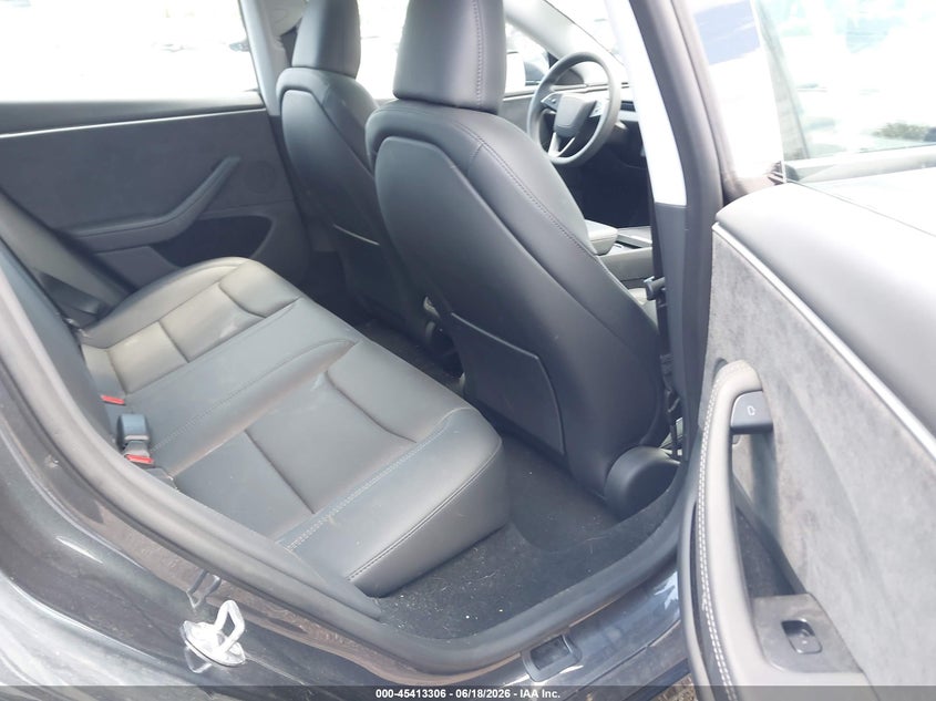 2025 Tesla Model 3 Long Range All-Wheel Drive VIN: 5YJ3E1EB8SF939528 Lot: 45413306