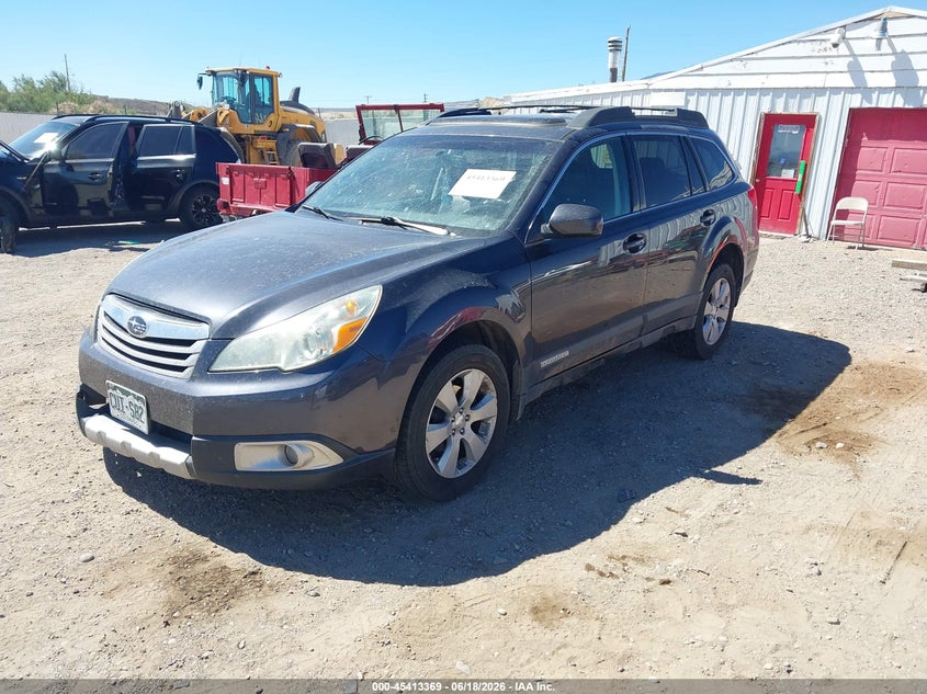 2011 SUBARU OUTBACK auction photo 2