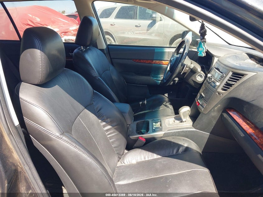 2011 SUBARU OUTBACK auction photo 5