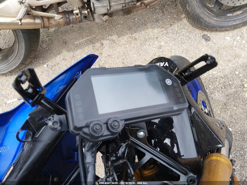 2025 YAMAHA YFZ320 auction photo 7