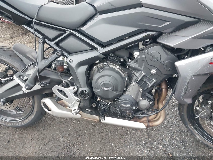 2022 TRIUMPH MOTORCYCLE TIGER auction photo 8