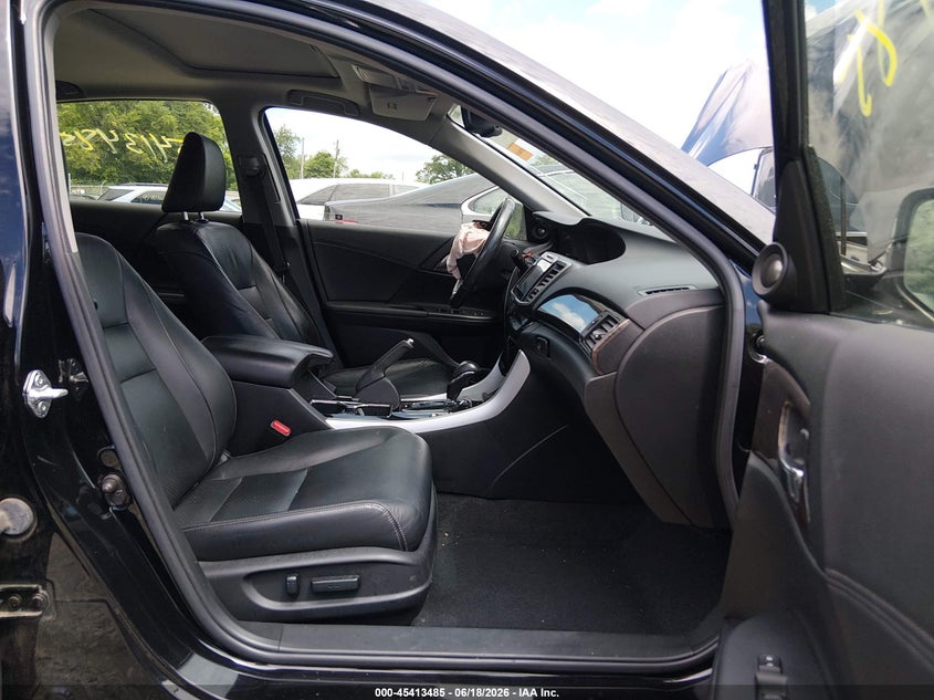 2017 HONDA ACCORD HYBRID auction photo 5