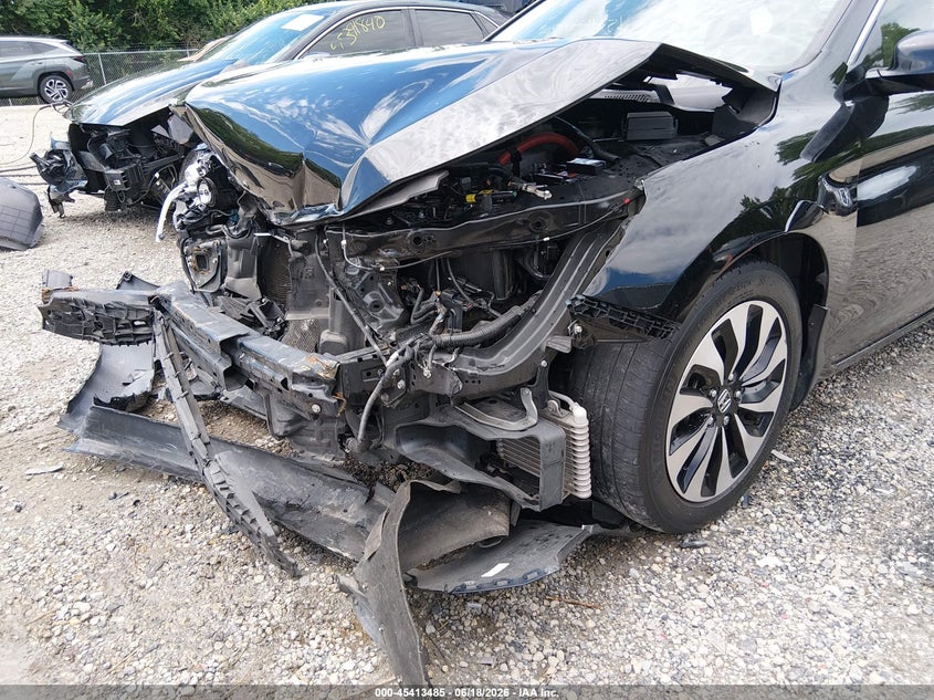 2017 HONDA ACCORD HYBRID auction photo 6