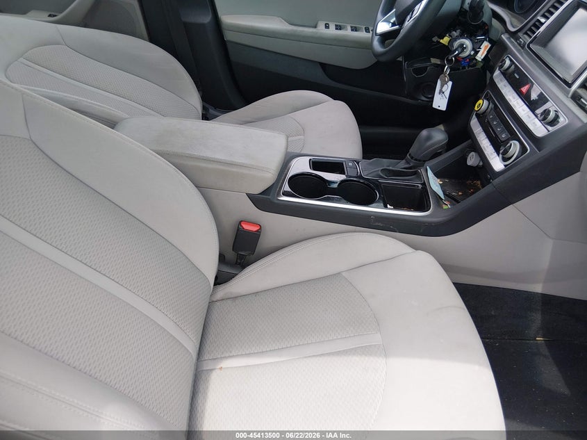 2019 HYUNDAI SONATA auction photo 5