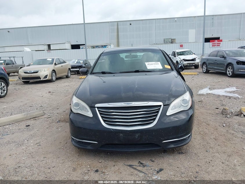 2014 Chrysler 200 Limited VIN: 1C3CCBCG1EN100261 Lot: 45413525
