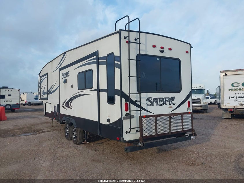 2018 FOREST RIVER SABRE auction photo 3