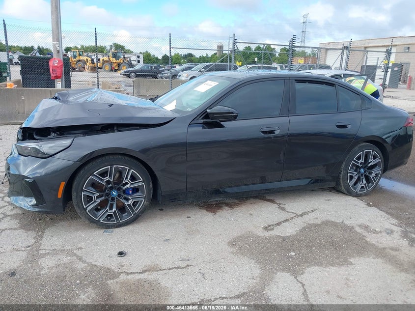 Vin: wby43fk04rcs02634, lot: 45911688, bmw i5 m60 20242