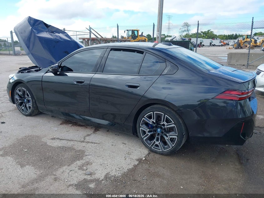 Vin: wby43fk04rcs02634, lot: 45911688, bmw i5 m60 20243