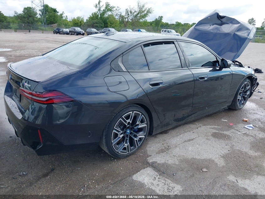 Vin: wby43fk04rcs02634, lot: 45911688, bmw i5 m60 20244