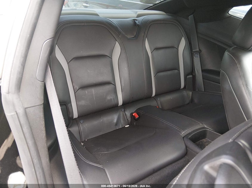 2021 Chevrolet Camaro Rwd 2Lt VIN: 1G1FD1RS4M0140267 Lot: 45413671