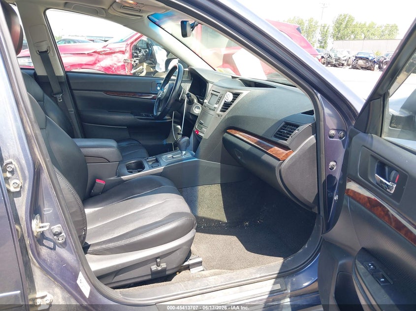 2014 SUBARU LEGACY auction photo 5