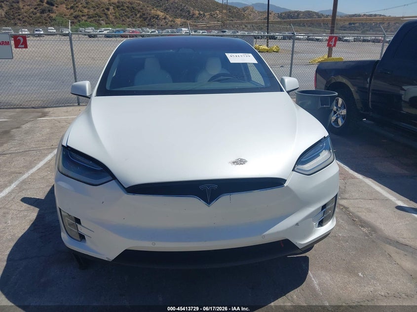 2020 Tesla Model X Long Range Dual Motor All-Wheel Drive/Long Range Plus Dual Motor All-Wheel Drive VIN: 5YJXCBE27LF239093 Lot: 45413729