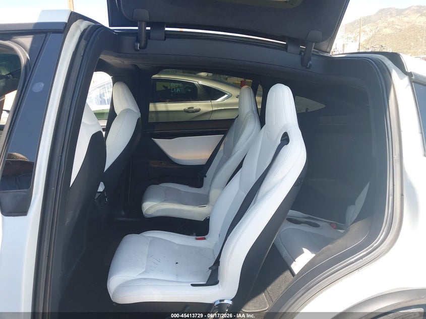 2020 Tesla Model X Long Range Dual Motor All-Wheel Drive/Long Range Plus Dual Motor All-Wheel Drive VIN: 5YJXCBE27LF239093 Lot: 45413729