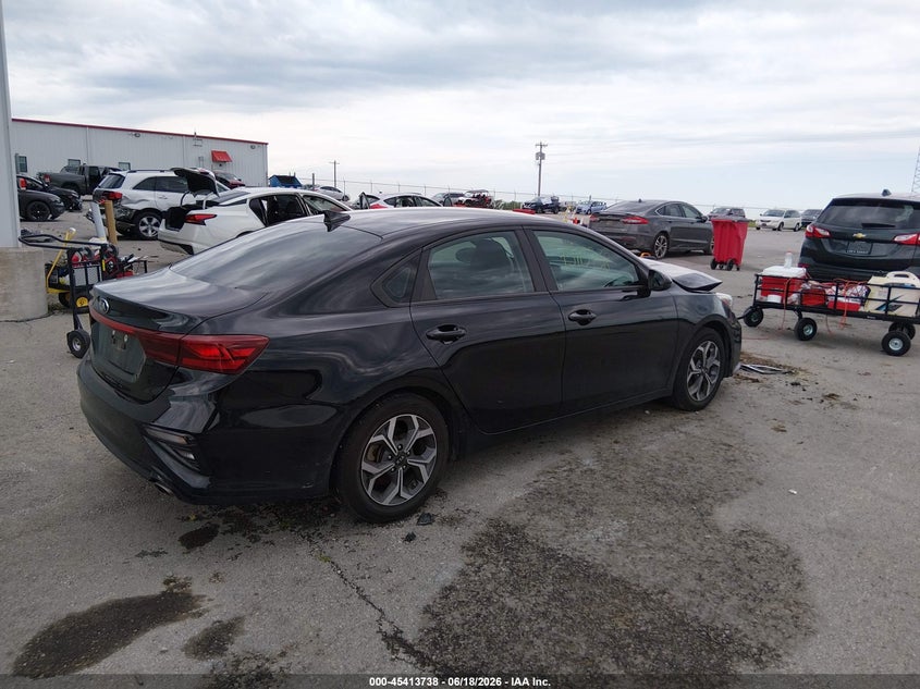 2019 KIA FORTE auction photo 4