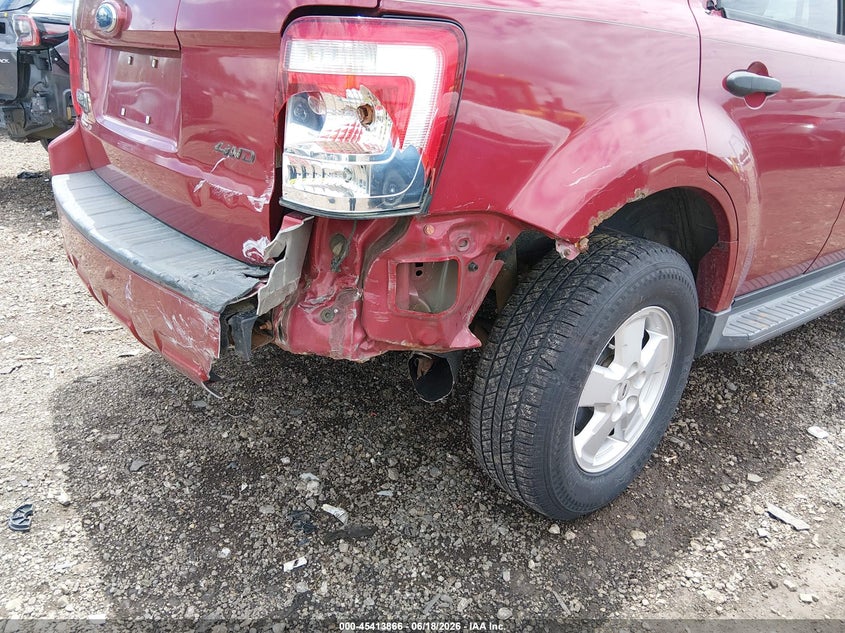 2008 FORD ESCAPE auction photo 6