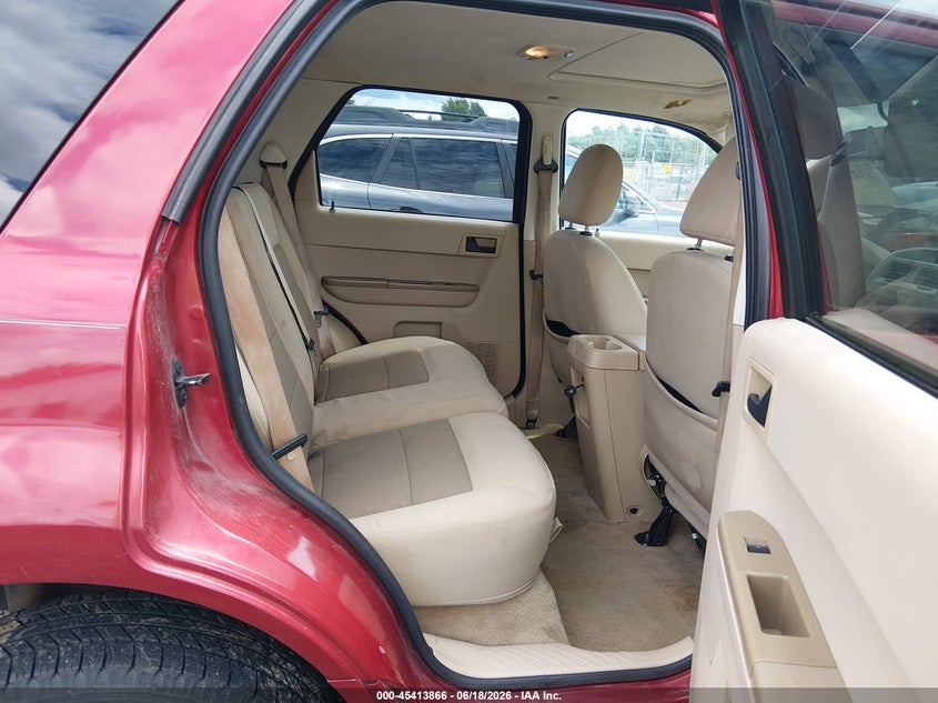2008 FORD ESCAPE auction photo 8